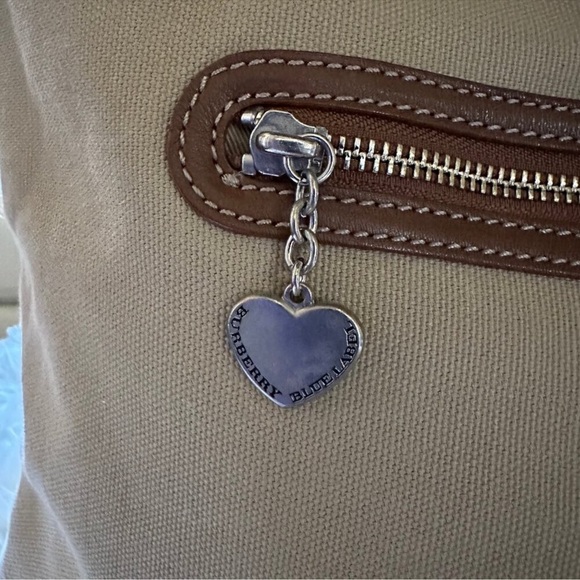 Burberry Novacheck canvas and leather reversible tote bag - Picture 14 of 14